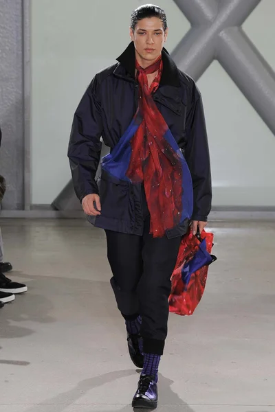 Look 24